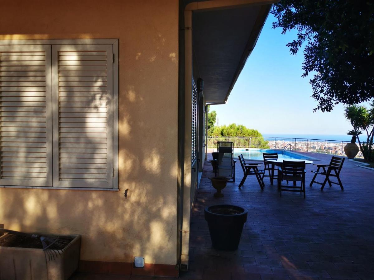 Holiday Flower Villa Panoramica Sul Golfo Di Catania Misterbianco Ngoại thất bức ảnh