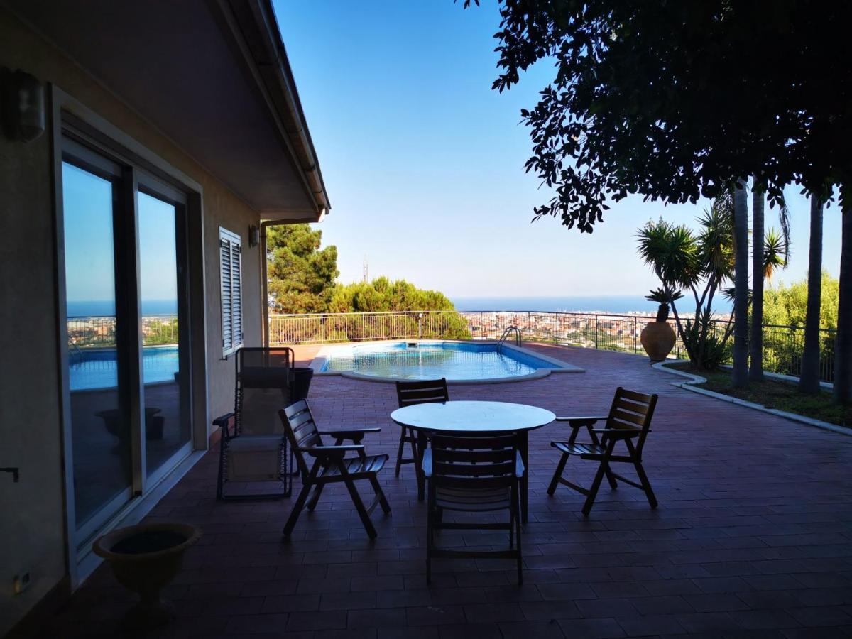 Holiday Flower Villa Panoramica Sul Golfo Di Catania Misterbianco Ngoại thất bức ảnh
