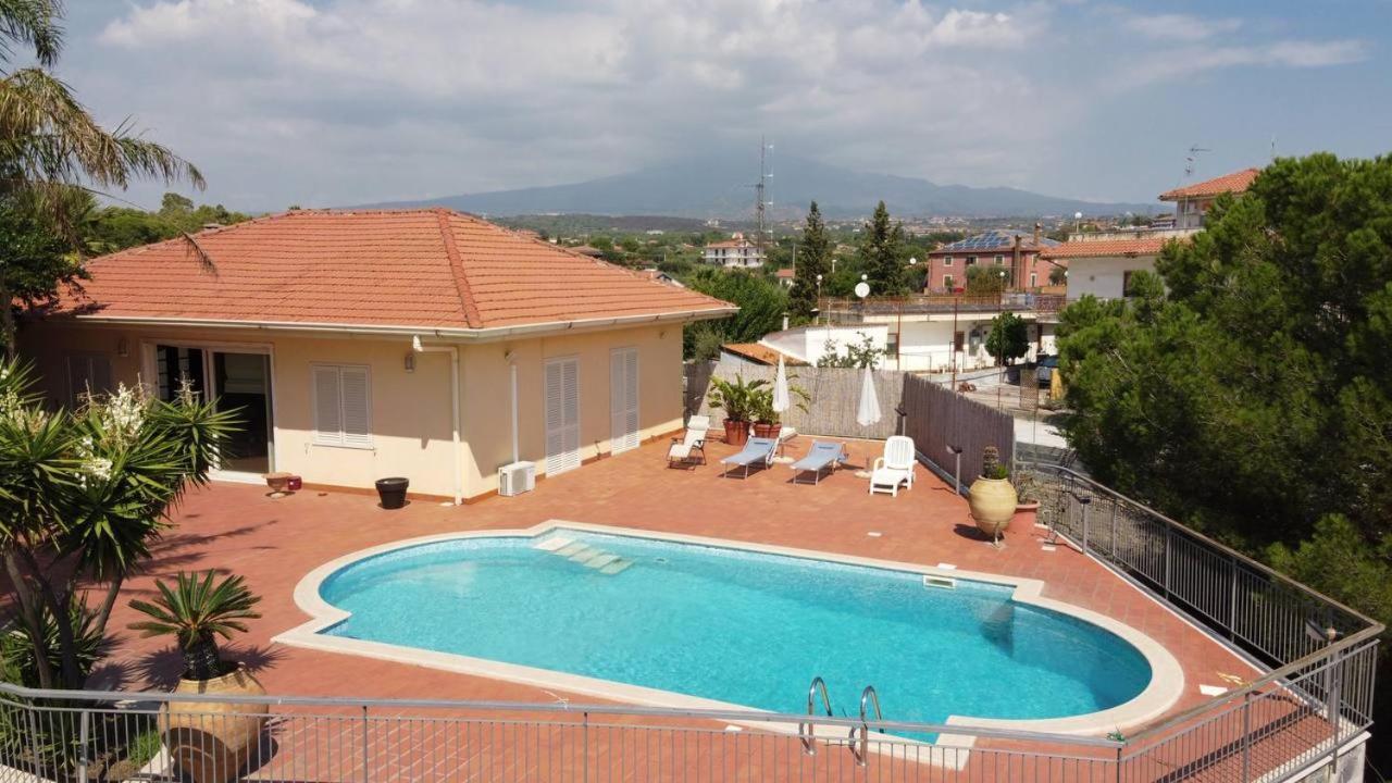 Holiday Flower Villa Panoramica Sul Golfo Di Catania Misterbianco Ngoại thất bức ảnh