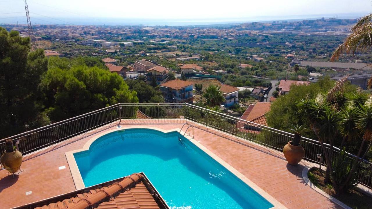 Holiday Flower Villa Panoramica Sul Golfo Di Catania Misterbianco Ngoại thất bức ảnh